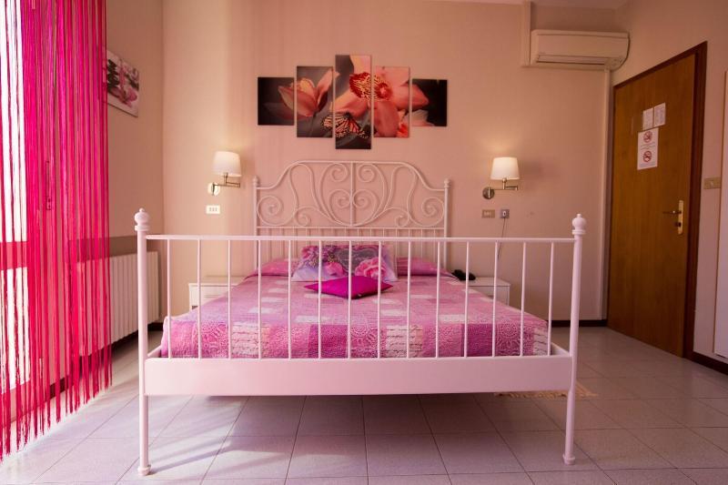 Hotel Arcoveggio Bologna Bagian luar foto