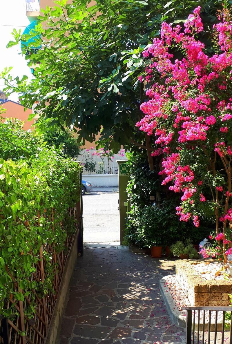 Hotel Arcoveggio Bologna Bagian luar foto