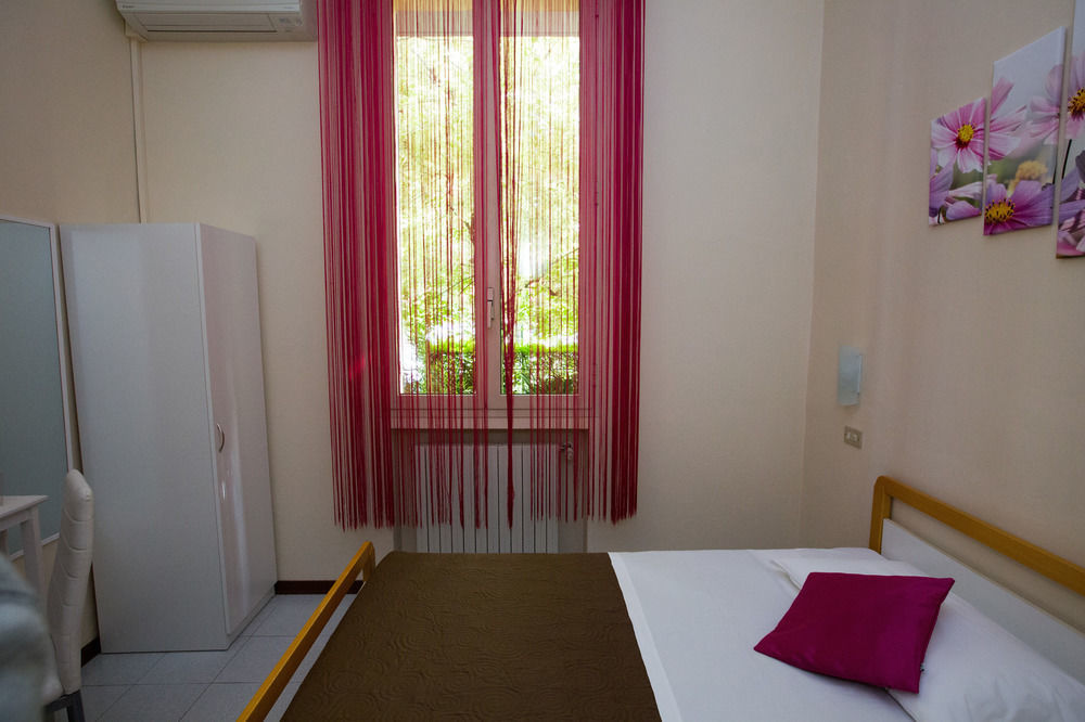 Hotel Arcoveggio Bologna Bagian luar foto
