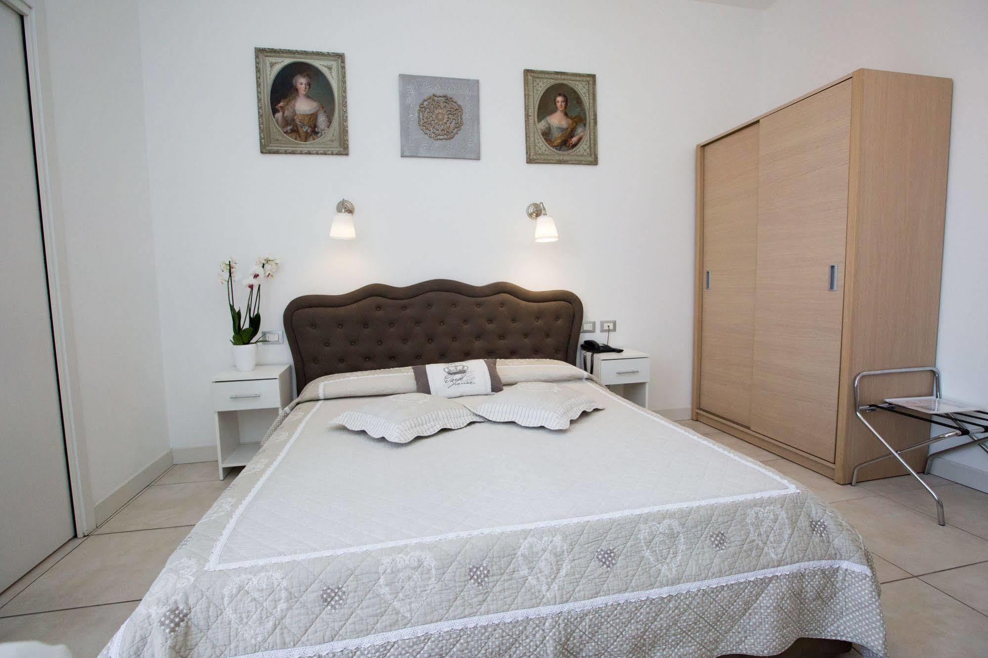 Hotel Arcoveggio Bologna Bagian luar foto