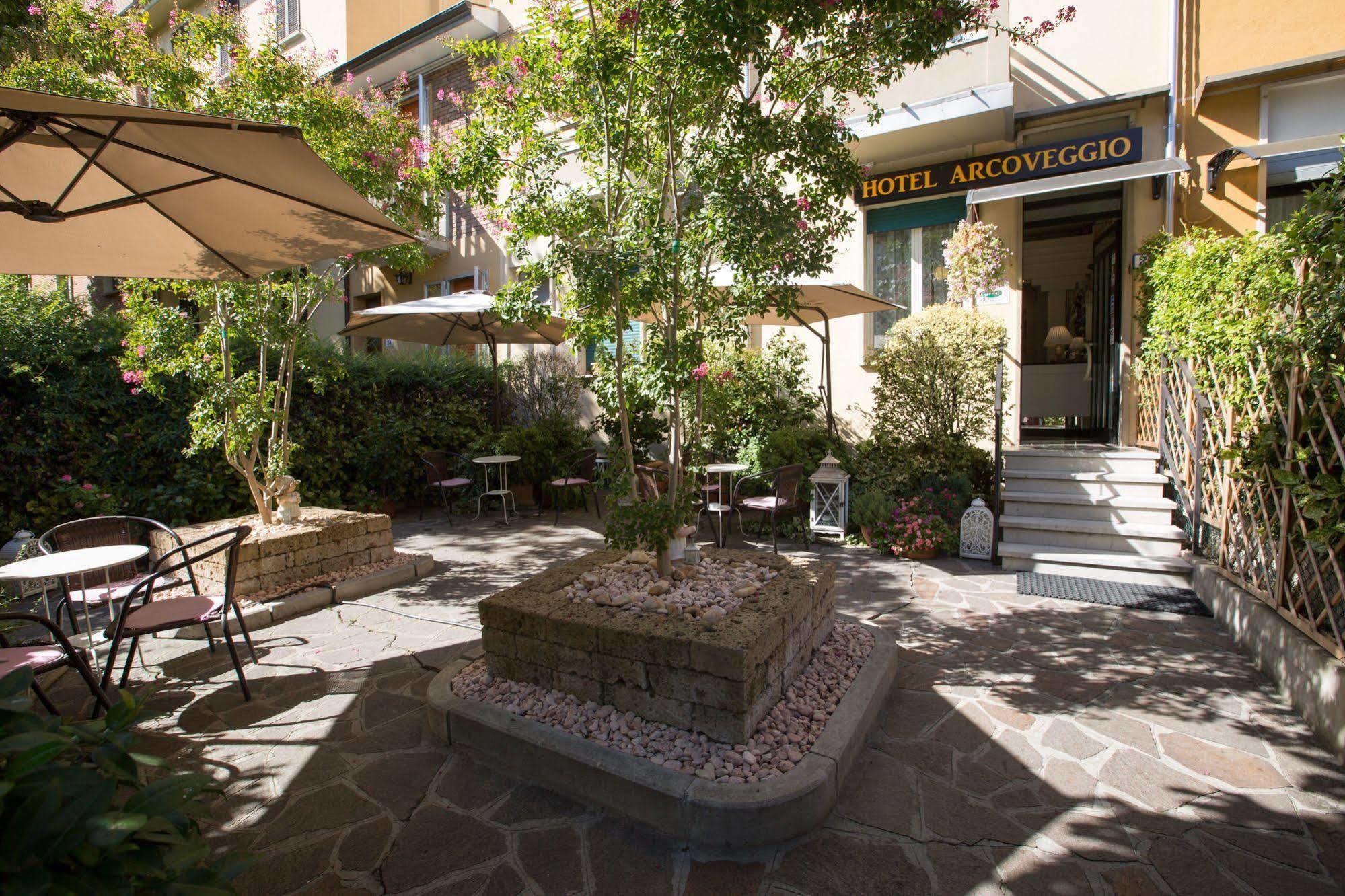 Hotel Arcoveggio Bologna Bagian luar foto